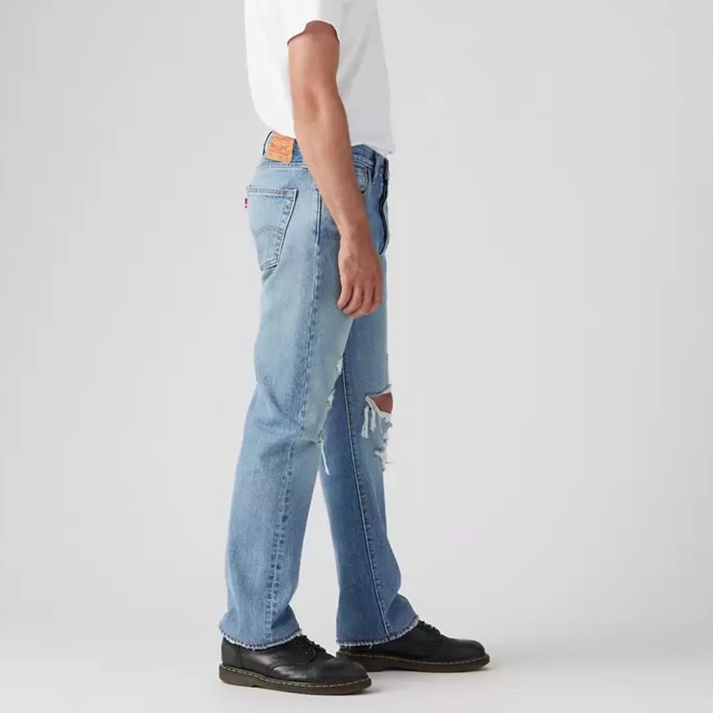Levi’s Strauss 501’s straight leg relaxed fit blue jeans denim indie streetwear